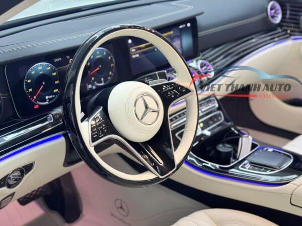 E200